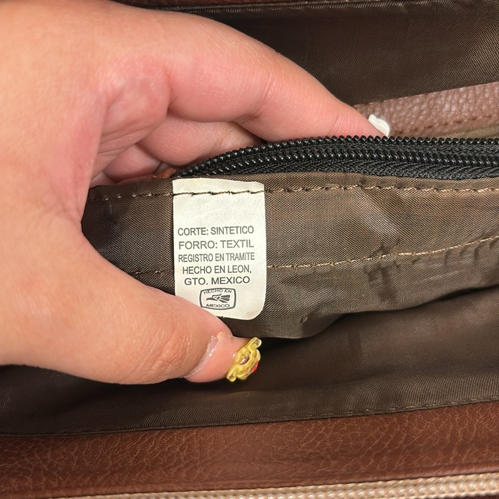 Bag - Picture 2 of 3